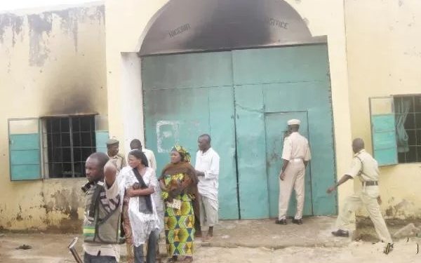 Our food worse than dog’s – Prison inmates