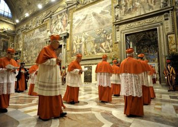 133 Cardinals Locked Inside Sistine Chapel as 1.4 Billion Catholics Await White Smoke