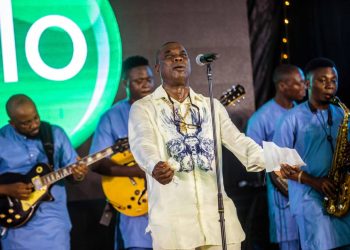 Glo thrills Ijebu Ode with music blitz as Ojude Oba begins 