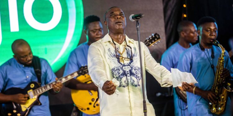 Glo thrills Ijebu Ode with music blitz as Ojude Oba begins