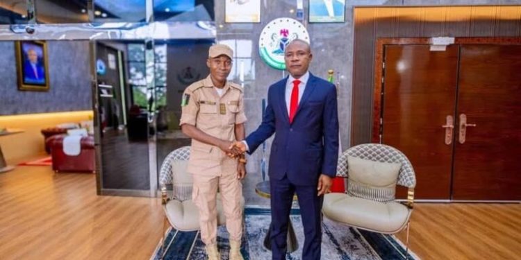 Enugu ritual murder: Gov Mbah receives heroic Immigration officer, hails his patriotism