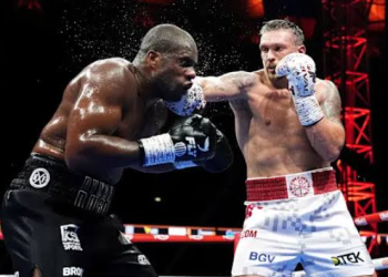 Oleksandr Usyk knocks out Daniel Dubois to become undisputed World Heavyweight Champion