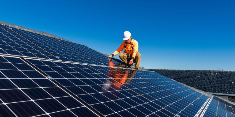 Experts seek urgent reforms to integrate renewable energy in Nigeria