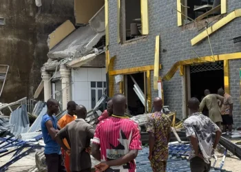 Lagos Govt demolishes buildings at Trade Fair Plaza