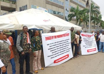 DHQ orders protesting ex-soldiers to vacate Finance ministry’s headquarters