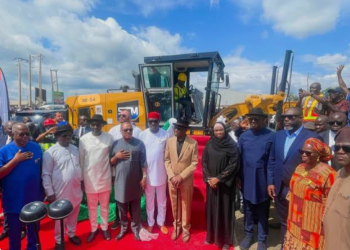 Wike flags off rehabilitation of 15 km old Keffi-Dei-Dei road