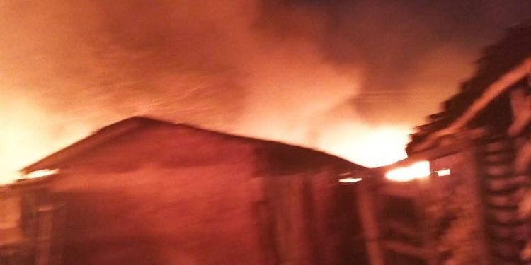 Bandits attack Kwara communities, kill over 10 residents, burn houses in Kaiama Council