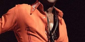 Comparing my father with today’s artistes is pointless