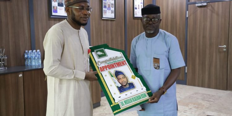 NERC Chairman Urges Power Correspondents to Deepen Consumer Education Reporting