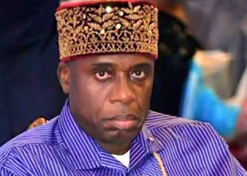 Gunmen attack Amaechi’s convoy, burn ADC office in Rivers