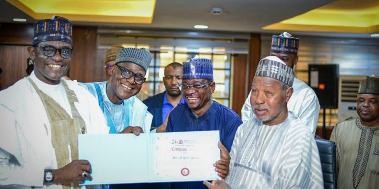 APC: Newly elected NWC members receive Certificates of Return