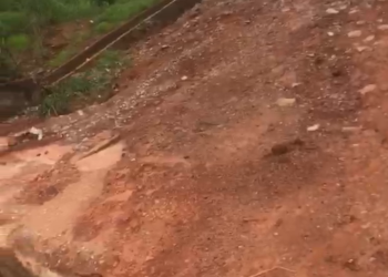 Erosion cuts-off Umudim Imezi-Owa community from the rest of Ezeagu LGA