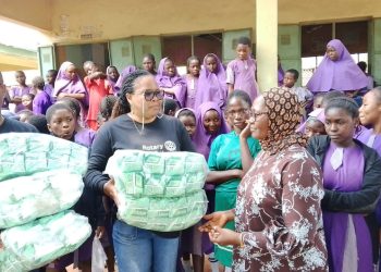 Rotary Club Gwarimpa commissions soak-away, plants trees, donates sanitary pads
