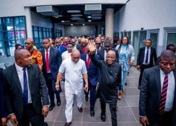 Otti inaugurates 20 additional electric buses, warns against traffic violations